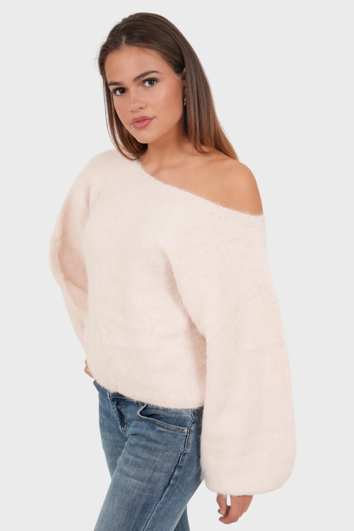 LIV SWEATER