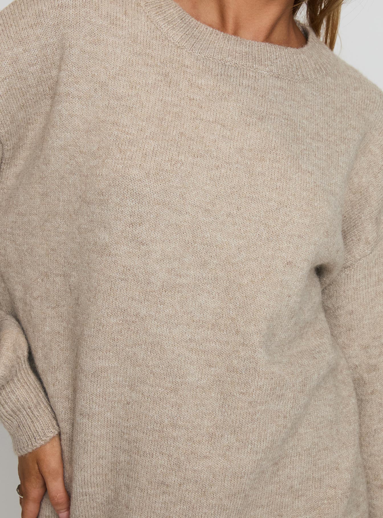 LIORA SWEATER