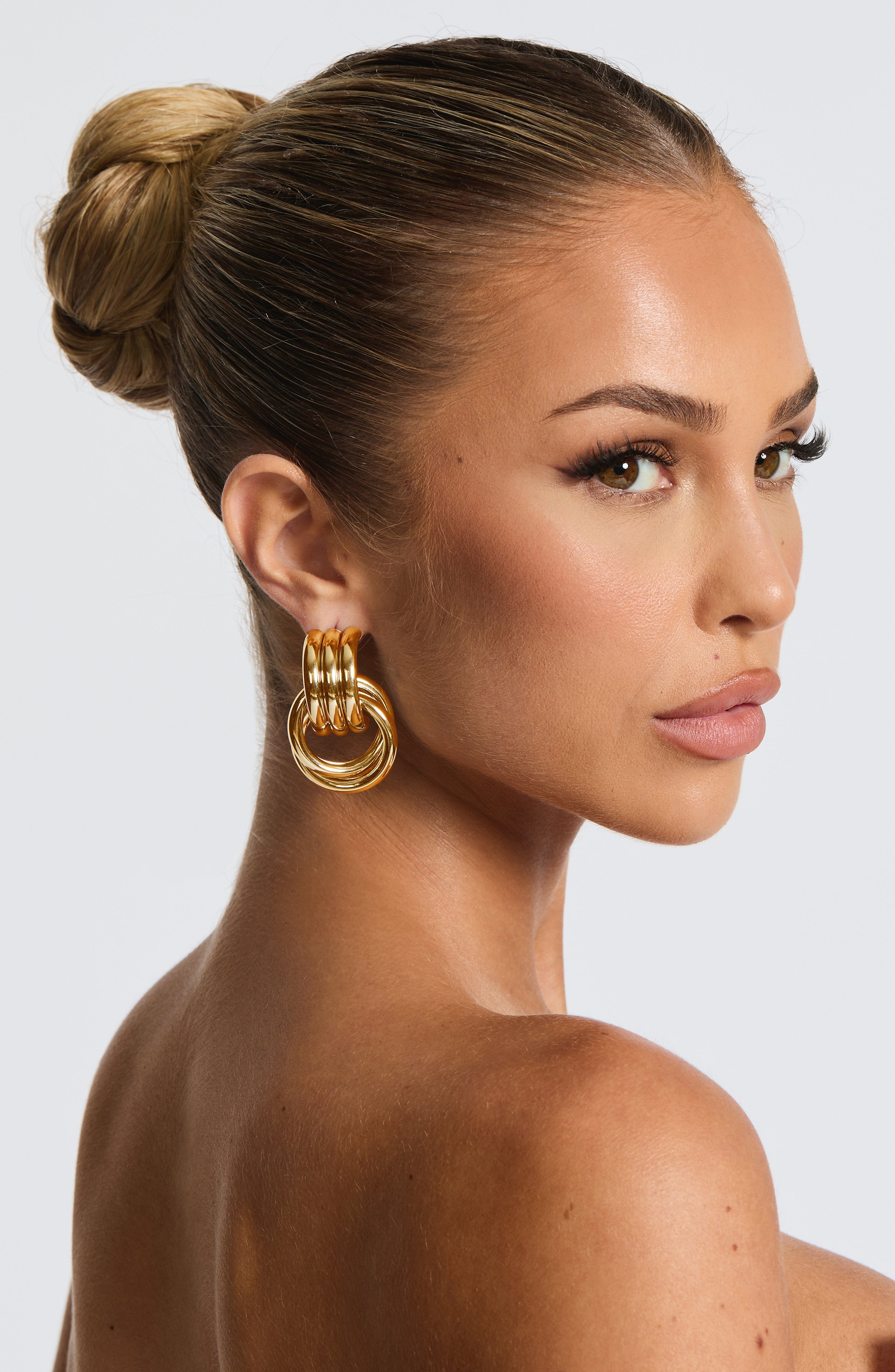 ELARA EARRING