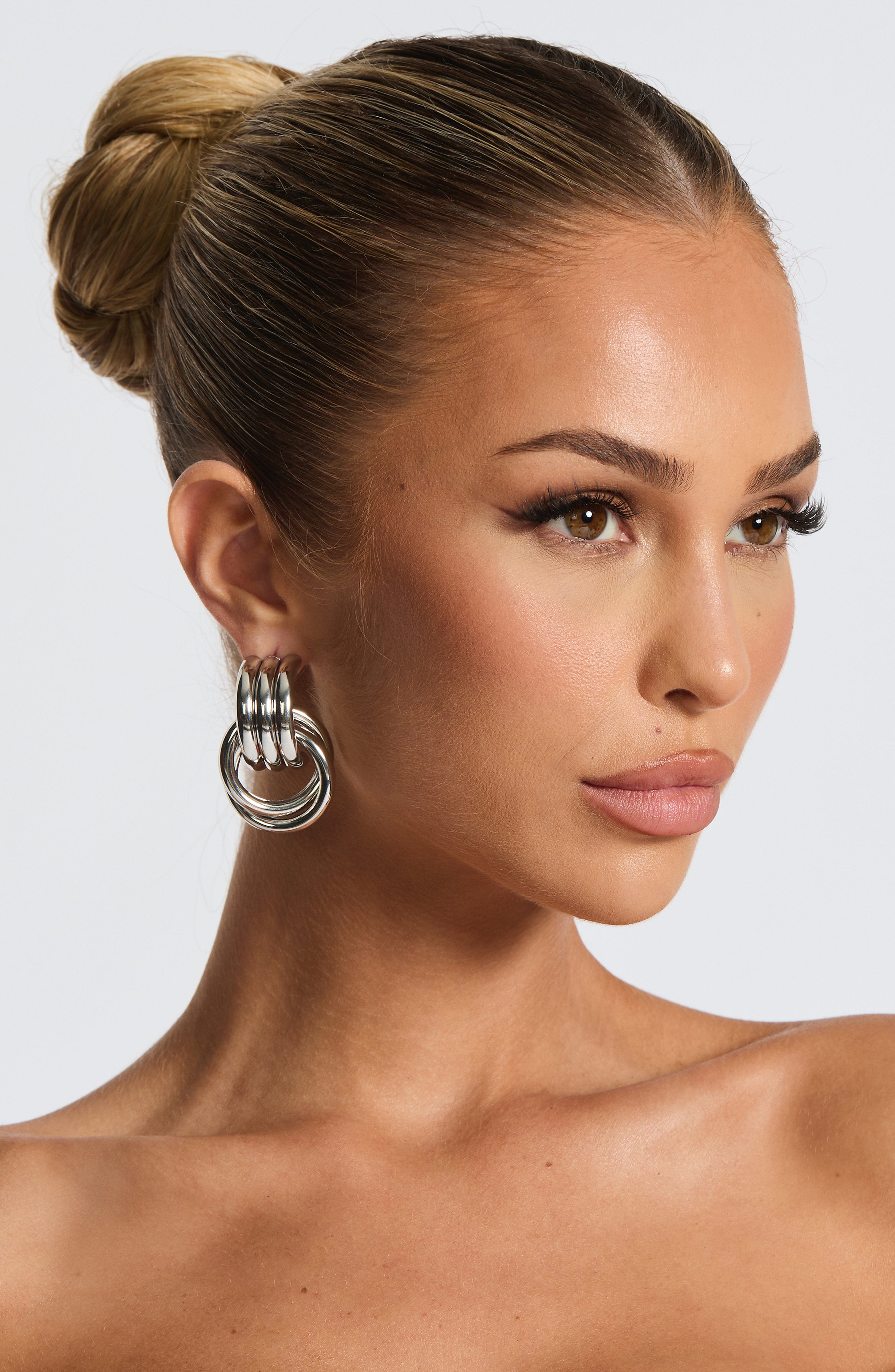 ELARA EARRING