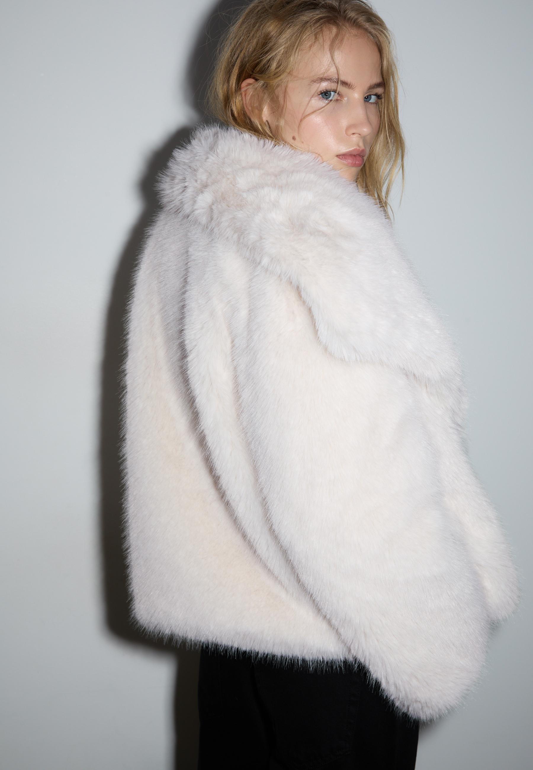 KYARA FUR COAT
