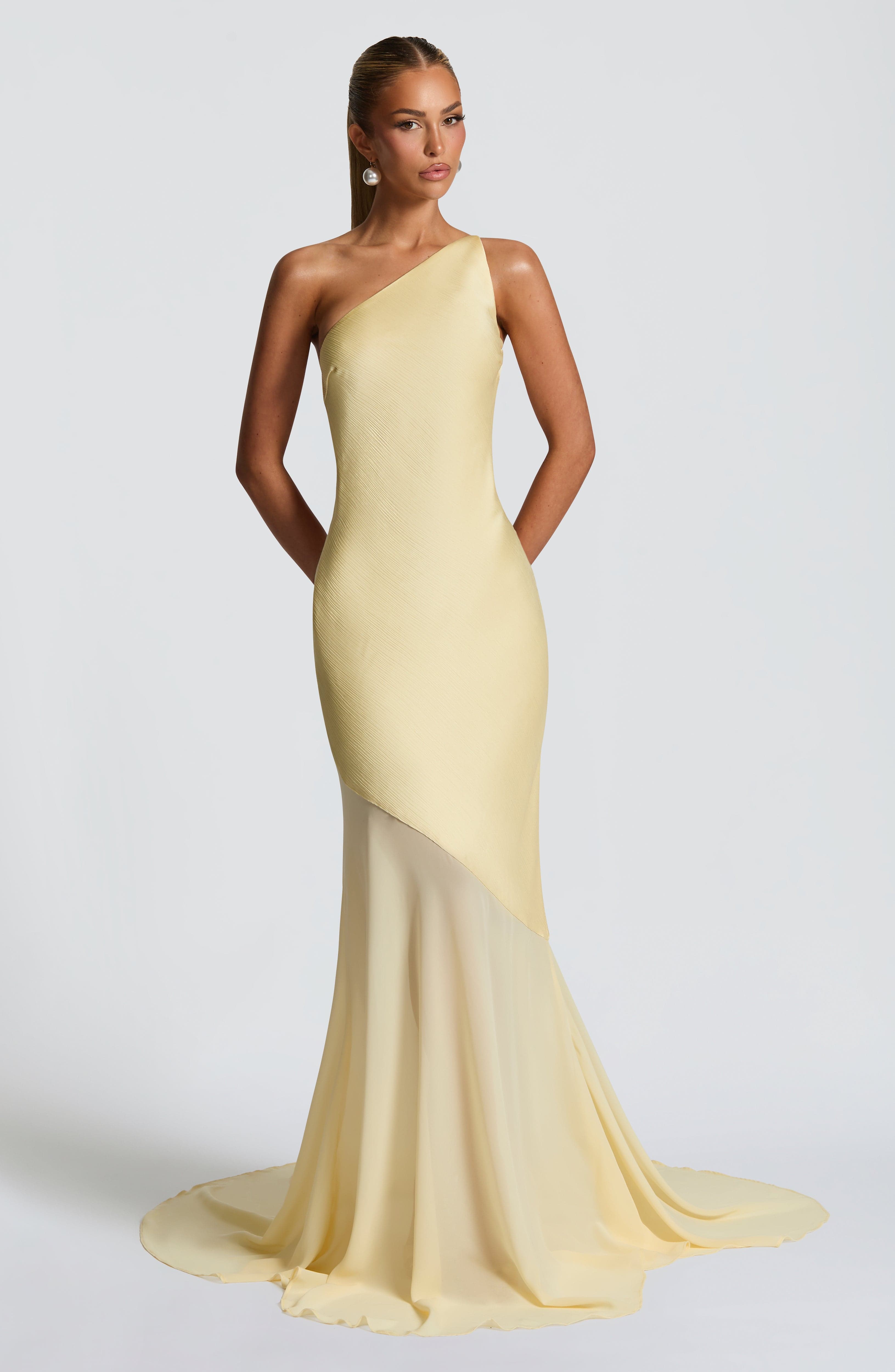 AMIRA MAXI DRESS