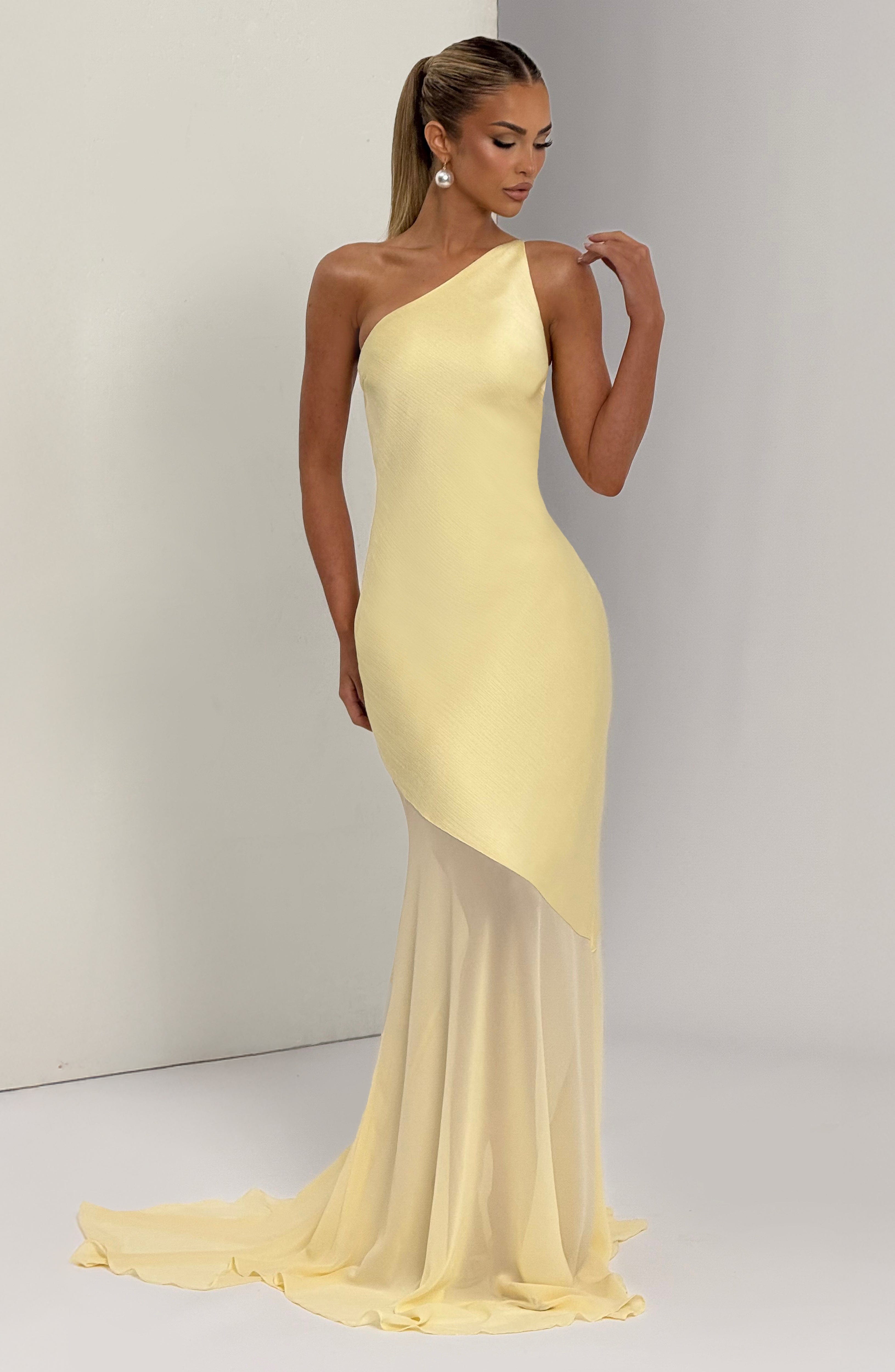 AMIRA MAXI DRESS